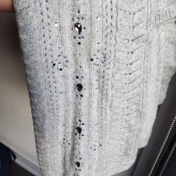 WHBM Off Shoulder Holiday Gemstone Asymmetric Hem Sweater, SZ XSmall - Picture 8 of 8